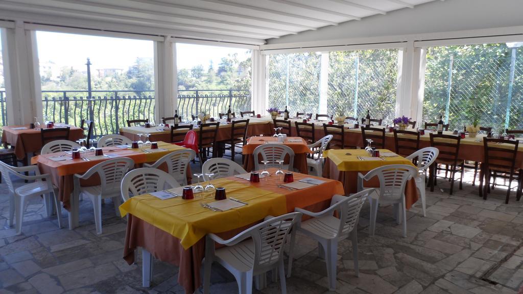 Hotel Ristorante La Bruceta Cremolino Exterior foto